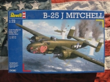 images/productimages/small/B-25 J Klu Revell 1;72 voor.jpg